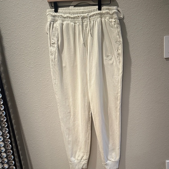 Nike Pants - Nike Off-White Sweatpants